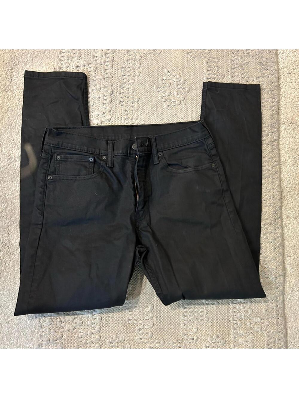 Men’s Levi’s 512 Jeans - 33 x 32 Black Like New!